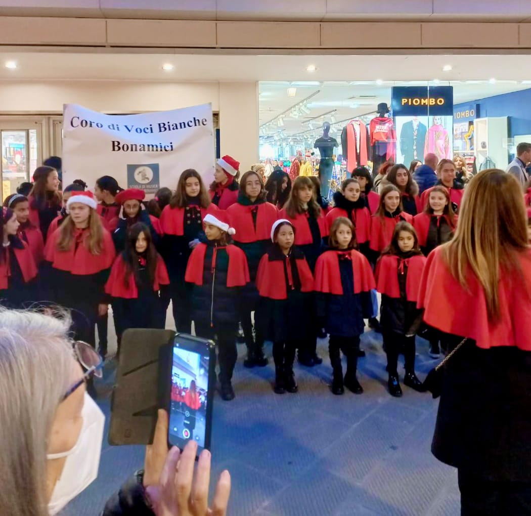 Inaugurazione del Presepe delle Piagge con il Coro di Voci Bianche